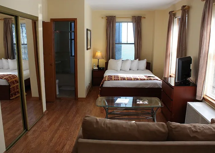 Hotel Dewitt And Chicago