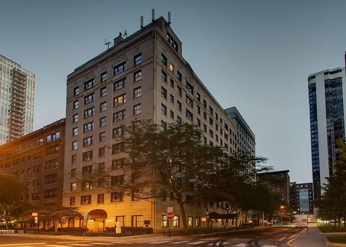 Dewitt And Chicago